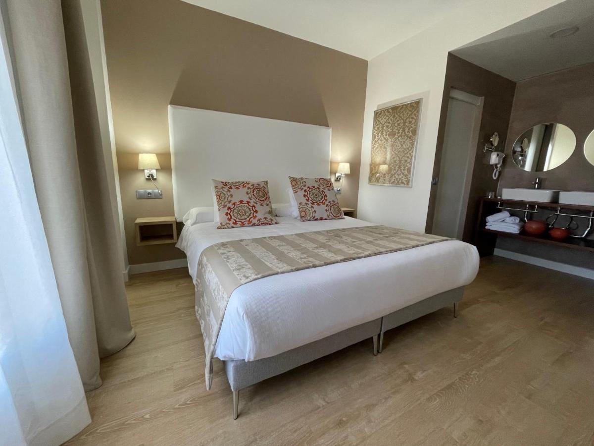 Anoreta Suites Рінкон-де-ла-Вікторія Екстер'єр фото